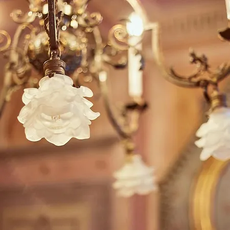 Palazzo Nobile Di San Donato - Historic Experience Gæstehus 4*
