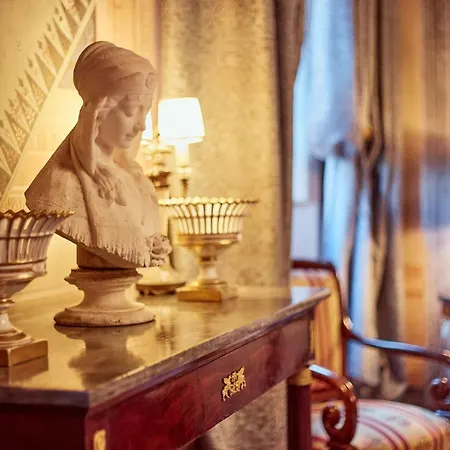 Palazzo Nobile Di San Donato - Historic Experience