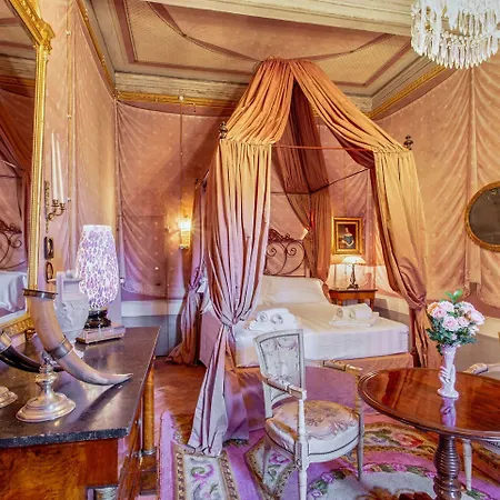 Palazzo Nobile Di San Donato - Historic Experience Gæstehus