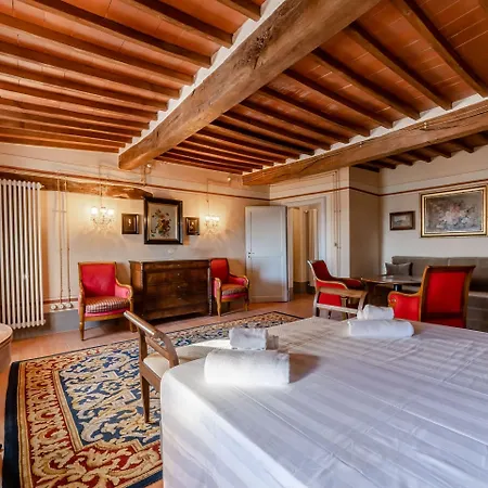 Palazzo Nobile Di San Donato - Historic Experience Gæstehus 4*